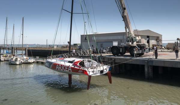 Mercredi 6 juillet, l’équipe Paprec Arkéa met à l'eau son premier bateau